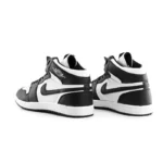 کفش مردانه روزمره چرم مصنوعی سفید مشکی Nike - تصویر 2